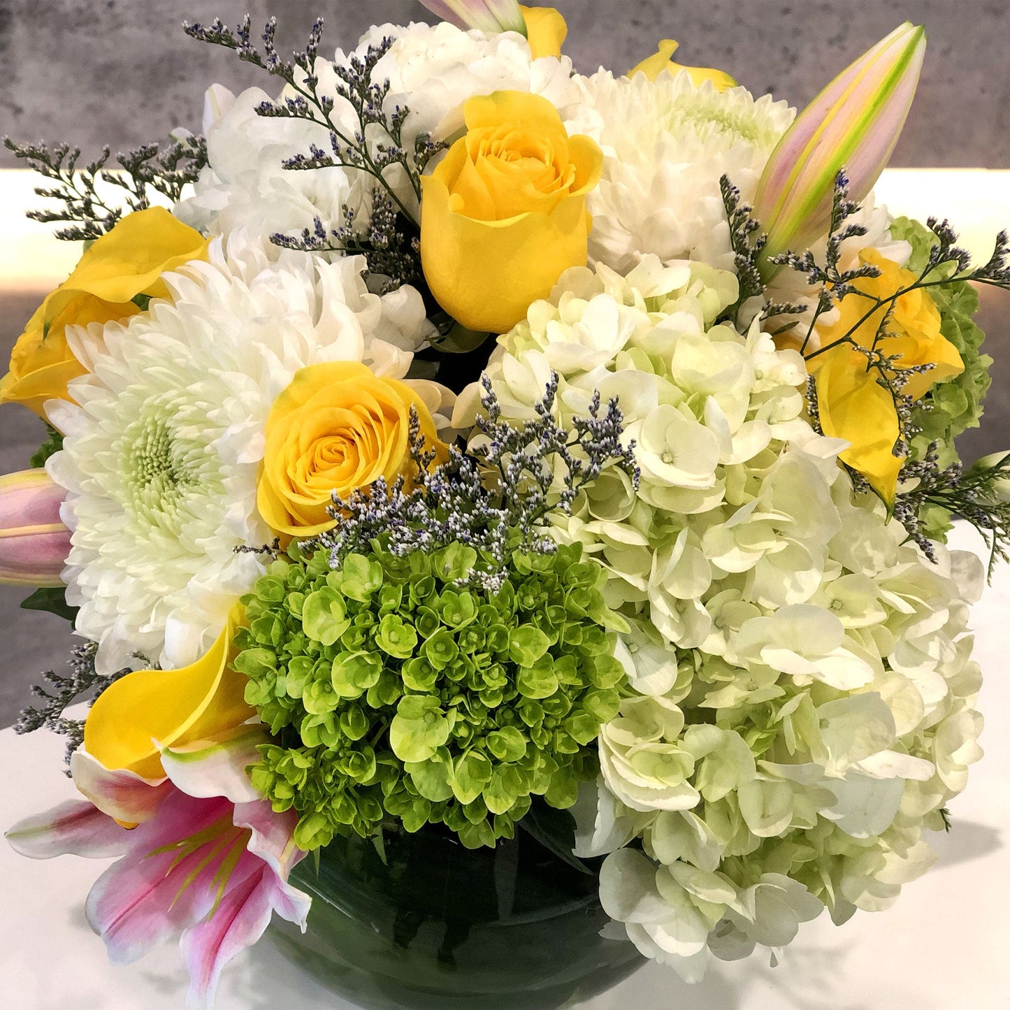 White & Yellow with Pink Sorbonne Lily Centrepiece Fleuressence