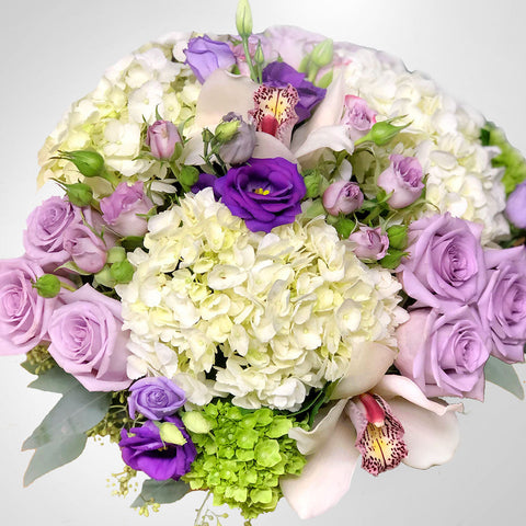 Purple & White Centrepiece Fleuressence 